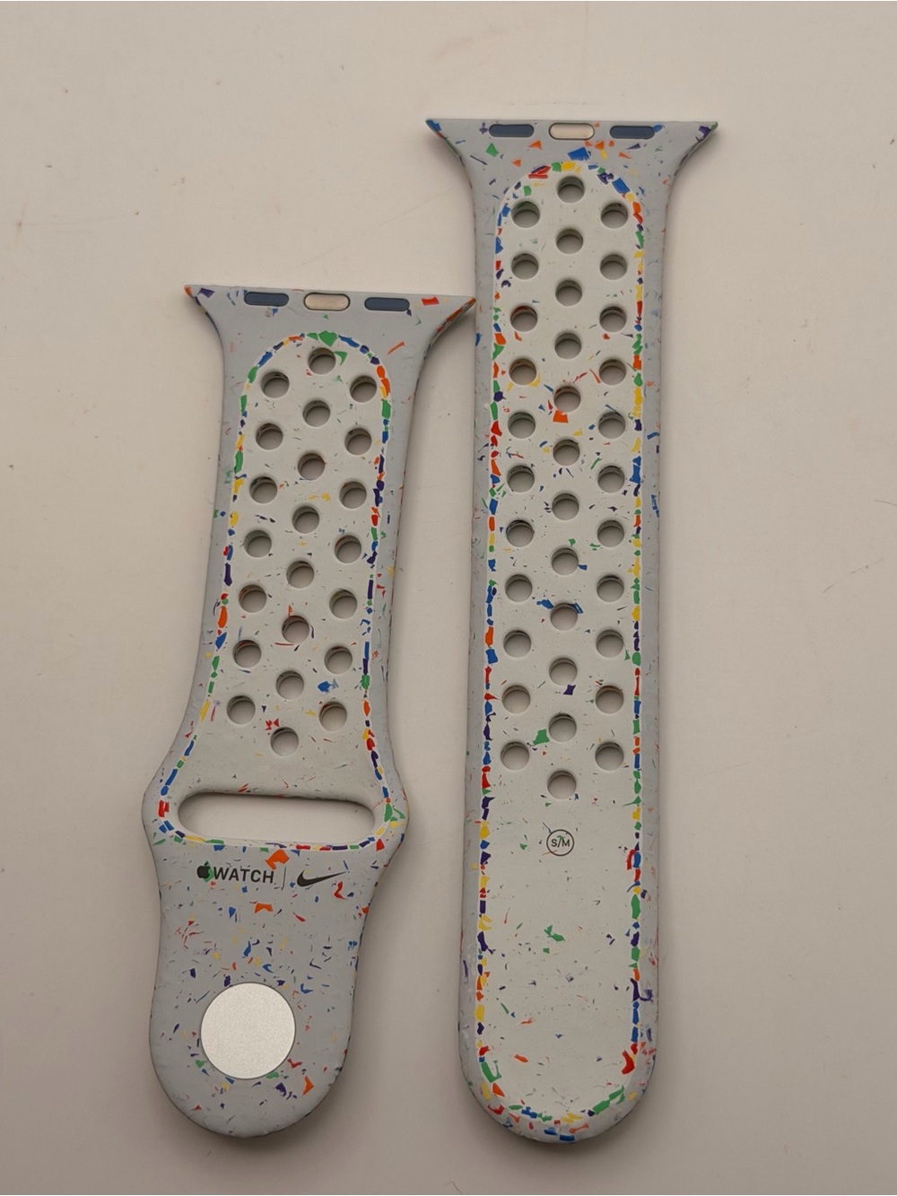 Nike Apple Watch Platinum Edition Band, New, S/M, multicolored flakes, 42/44/46